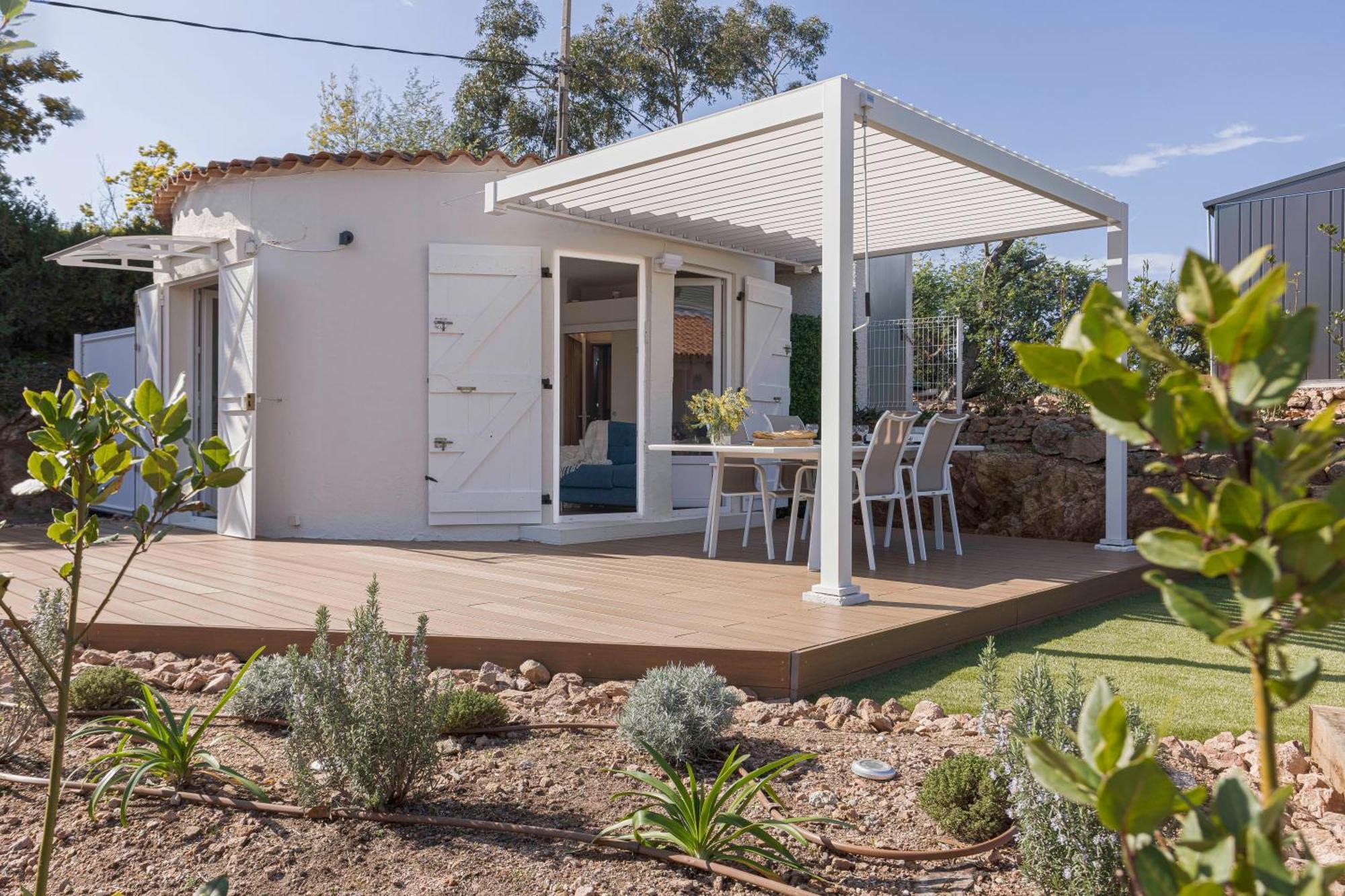 Hébergement de vacances La Rotonde - Vue Mer, Jardin, Clim Et Parking Mandelieu