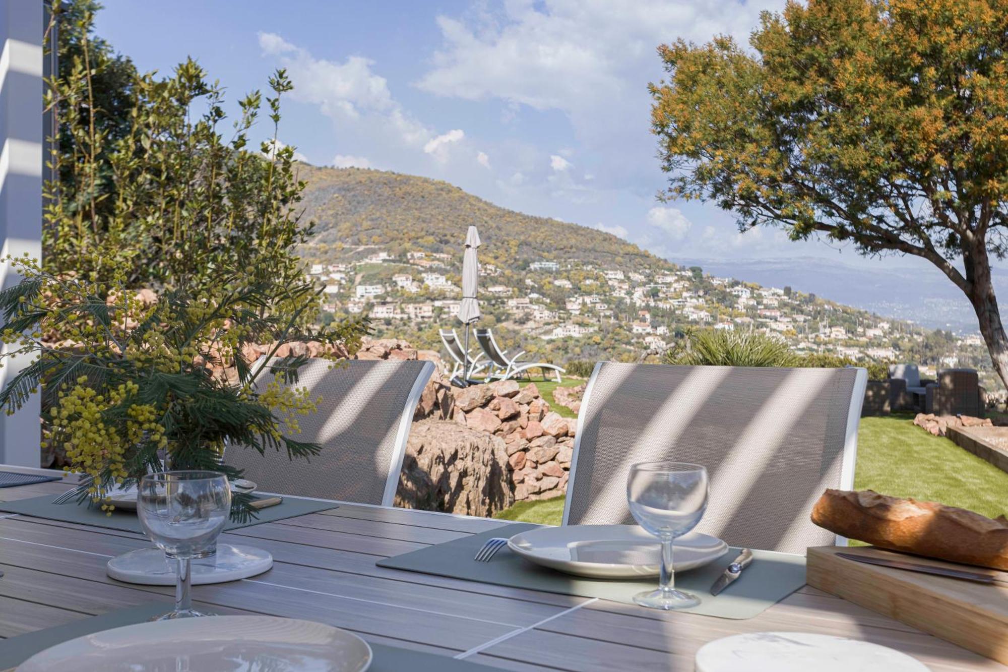 Hébergement de vacances La Rotonde - Vue Mer, Jardin, Clim Et Parking *
